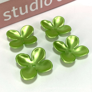 Perles de bijoux en acrylique colorées de 27 mm, motif fleur à quatre feuilles, pour la création de bracelets et colliers DIY - Product Image 5