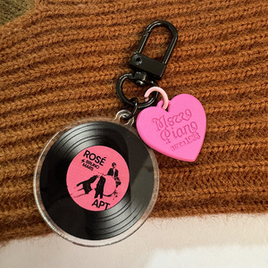 Llavero Colgante de Acrílico Personalizado con Diseño de Disco de Vinilo y Rosa Moteada Estilo Anime, Material Plástico, Color y Temática Musical Personalizables - Product Image 4