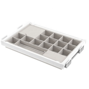 Caja de almacenamiento de joyería de accesorios de armario de clase alta - Product Image 4