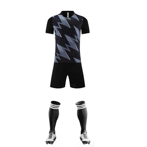 Custom Blue Red Gradient Pinstripe Voetbalshirt Dubbele Kleur 100% Polyester Ademend Snel Droogend Heren Korte Getailleerde Shirt - Product Image 4