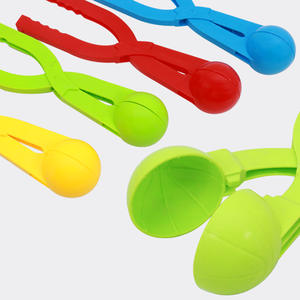 Outdoor Snowball Fight Game <span class=keywords><strong>Snow</strong></span> <span class=keywords><strong>Ball</strong></span> Shape Maker Toys con manico per bambino - Product Image 3