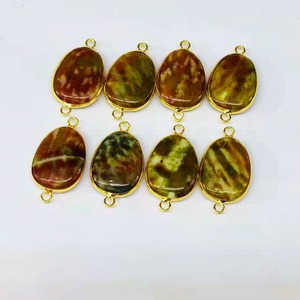 Natural Smooth Charm Gemstone Serpentine Forma libre Oro Doble Bail Bisel Conector <span class=keywords><strong>Dragonblood</strong></span> Jade Fabricación de joyas - Product Image 1