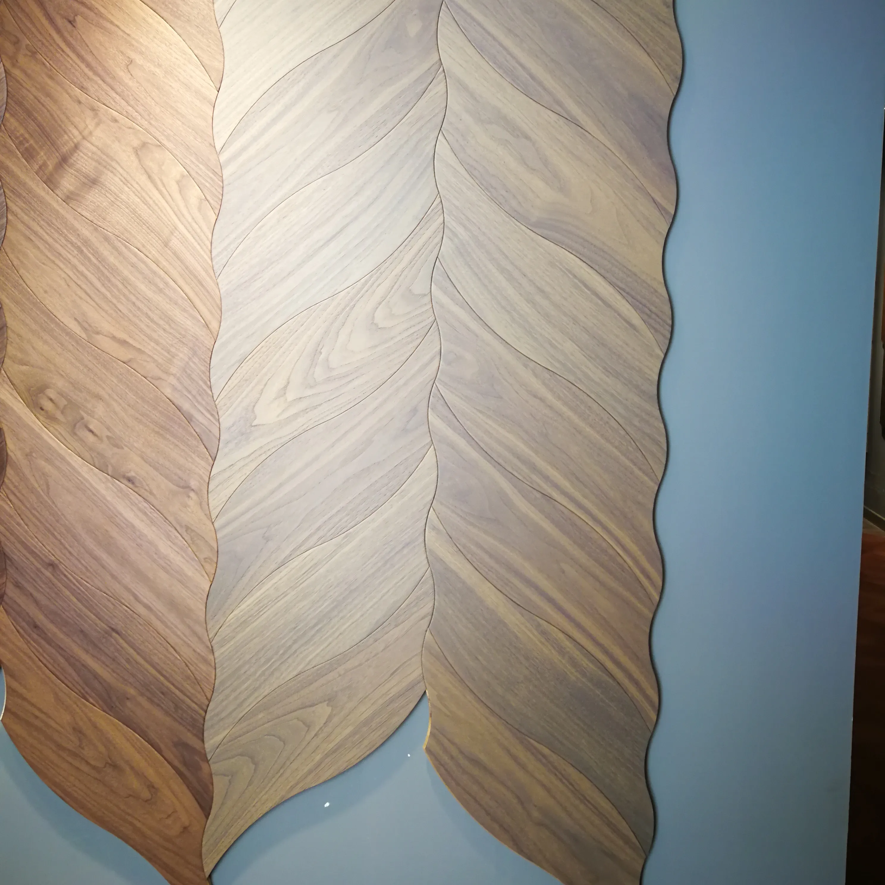 Leaf pattern design parquet Special-shaped engineered wood parquet flooring Personalized design oak walnut teak wood