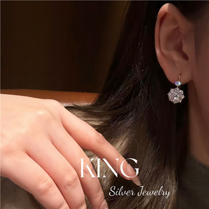 Snowflake <b>Cuff</b> <b>Earrings</b> S925 Sterling Silver Gold Plated Everyday Wear Classic Studs - Product Image 3