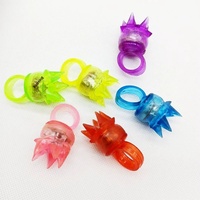 Bague LED Lumineuse en Silicone en Forme de Cœur Fraise, Clignotante, Unisexe, à partir de 14 Ans, Fourniture Directe