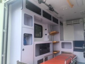 Ambulancia Foton 4x4 con Certificación ECE, Vehículo de Transporte Médico Confiable - Product Image 2