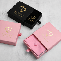 Boîte d'emballage rigide personnalisée pour bijoux, style tiroir coulissant de luxe avec pochette en velours doux pour la personnalisation de la marque de bijoux