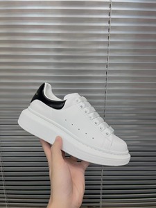 Nouvelles chaussures blanches MQ 2025 pour hommes et femmes, en cuir de vache, semelle épaisse, respirantes, décontractées, sportives, polyvalentes, chaussures pour amoureux - Product Image 4