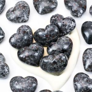 Натуральный камень с УФ-реакцией для исцеления и медитации, полированный кристалл, рукоделие, прямо от фабрики, иоперлит из пальмы сердца - Product Image 4