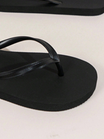 Tongs légères de haute qualité pour l'été, plage, extérieur, motif uni, PE PVC, vente en gros pour femmes, design respirant, semelle intérieure