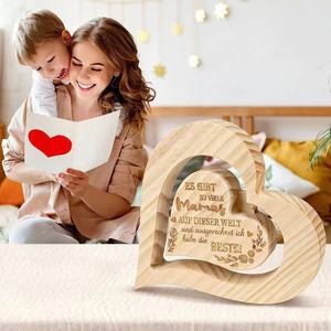 Adorno de madera en forma de corazón, pieza decorativa con temática del Día de San Valentín, regalo del Día de la Madre para mamá, adorno tallado en forma de corazón. - Product Image 2