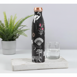 Botella de cobre puro de calidad superior al por mayor con diseño a prueba de fugas y acabado suave para un consumo saludable y almacenamiento diario de agua - Product Image 1