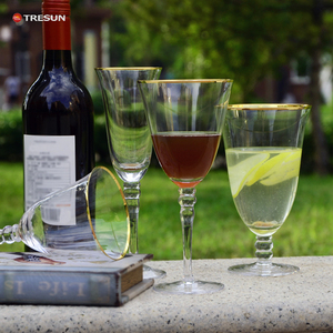 Lot de verres à vin rouge en cristal soufflé à la main avec perles et bordure dorée pour mariage - Product Image 6