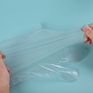 Gants jetables transparents en PE, taille moyenne, résistants à l'eau, pour usage domestique - Product Image 2