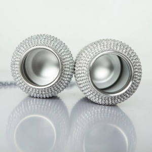 Botellas de agua de acero inoxidable con cadena para bebidas, botellas de agua de cristal brillante de Color negro arcoíris de lujo de diseñador con diamantes de imitación - Product Image 3