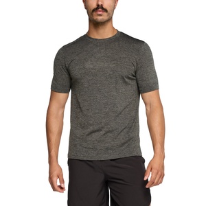 Camisetas Lisas de Poliéster y Nailon al por Mayor de Fábrica de Ropa Deportiva Original, Camisetas Personalizadas sin Costuras con Diseño de Impresión de Logotipo Propio - Product Image 2