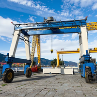 Grue portique sur pneus en caoutchouc de 45 tonnes, portée 26 m, pour levage de charges lourdes en terminal logistique, certifiée BV ISO, à moteur diesel