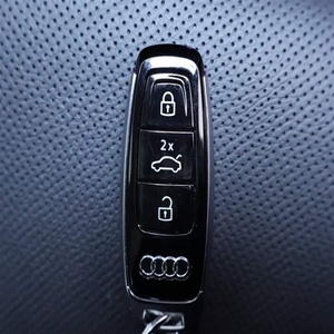 <span class=keywords><strong>Audi</strong></span> Q8 3.0L Turbo V6 8 vitesses automatique <span class=keywords><strong>Quattro</strong></span> AWD Coupé SUV de luxe 5 places 48V Hybride léger LHD Véhicule d'exportation d'occasion <span class=keywords><strong>2023</strong></span> - Product Image 3