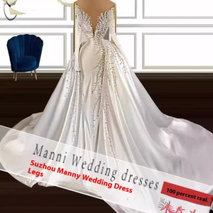 Robe de mariée africaine neuve en gros avec manches longues et dentelle pour les mariées - Product Image 1