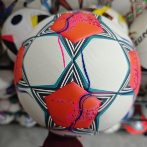 NOUVEAU Ballon de Futsal Taille 5 en PU, Modèle 2026, Faible Rebond, pour Entraînement en Salle, avec Matériaux en Caoutchouc PU - Product Image 4