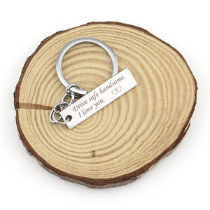 แกะสลักพวงกุญแจไดรฟ์ปลอดภัยขี่ปลอดภัย I Need You ที่นี่ ME คู่แฟนแฟนแฟน DRIVER ใหม่ Key CHAIN - Product Image 5