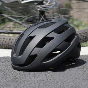 Casque spécialisé pour le cyclisme sur route, un casque de sécurité pour les vélos de route, ultra-léger et respirant, nouveau modèle de casque - Product Image 5