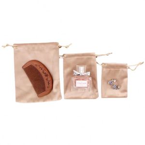 Sac à poussière en velours Lisi 7*9cm avec cordon de serrage, en tissu doux, pour bijoux, bonbons, cadeaux, recyclable avec impression par estampage - Product Image 5