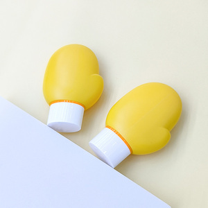 100ml Kem chống nắng <span class=keywords><strong>container</strong></span> bóp bơm kem chống nắng chai mỹ phẩm hình dạng găng tay Nhựa Tùy Chỉnh rỗng Kem chống nắng màu vàng - Product Image 3