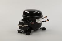 Compresseur de réfrigération hermétique à moteur AC pour réfrigérateur congélateur R600a 220v 1,6 CV, vente chaude