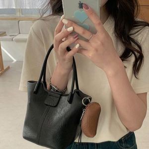 Monedero Portátil de Cuero PU con Llavero, Multifuncional, para Uso Diario, Bonito y Versátil, Tipo Bolso Bandolera, Ideal para Regalos - Product Image 6