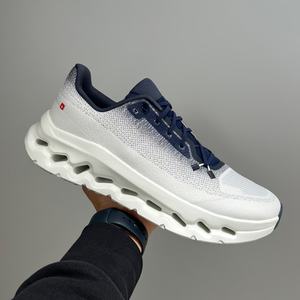 Chaussures de sport décontractées unisexe 2026 de haute qualité, légères, en maille respirante, à lacets, antidérapantes, pour l'extérieur – Direct Usine - Product Image 1