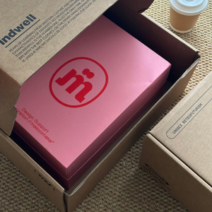 Boîte cadeau auto-montable en papier kraft écologique recyclable avec logo personnalisé, envois en carton ondulé imprimés UV pour <span class=keywords><strong>abonnement</strong></span> - Product Image 3