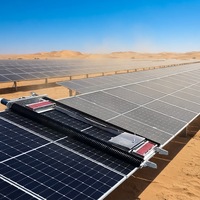 Machine de nettoyage solaire automatique de type barre avec système de rail suspendu pour les centrales solaires à grande échelle