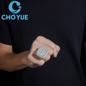 Anillo de Hombre con Incrustaciones de Moissanita, Plata de Ley 925, Joyería Hip Hop Personalizada, Anillo Cruzado con Diamantes de Moissanita VVS - Product Image 1