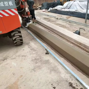 Avanzado grande barato hormigón bordillo Slipform Curb Machine Form Paver PLC y componentes del núcleo del motor - Product Image 4