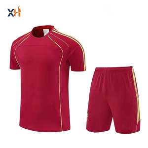 Ensemble de maillot de football vintage, t-shirt et short, logo personnalisé, été, écologique, antibactérien, imperméable, polyester/coton, col rond - Product Image 1