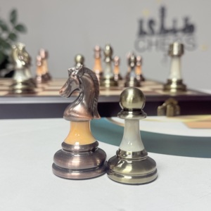 2025 Novo Produto Meia Presente De Natal Tamanho Grande Luxo 3.5 Polegadas Peças De Xadrez - Product Image 4