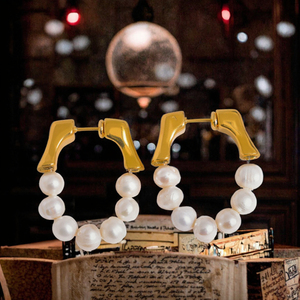 ต่างหูทรงบิดรูปตัว C ชุบทอง 18k กันน้ำ ทำจากสแตนเลสสตีล ประดับมุกเก๋ไก๋สำหรับสาวๆ - Product Image 3