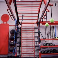 Equipo de entrenamiento de fuerza ninja Guerrero multifuncional comercial personalizado gimnasio interior equipo de fitness