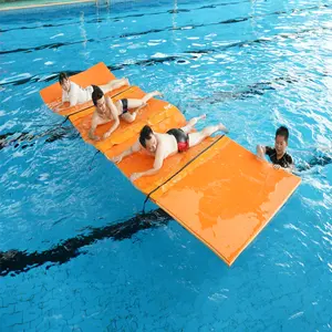 Global Wholesalers Selling Swimming Pool Rope Floats Supplies Now