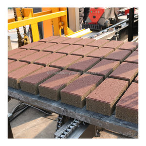 เครื่องทำบล็อกกลวงอัตโนมัติเต็มรูปแบบ Hongfan QT12-15 ควบคุมด้วย PLC ผลิตภาพสูง ขายดีในอเมริกาใต้ - Product Image 4