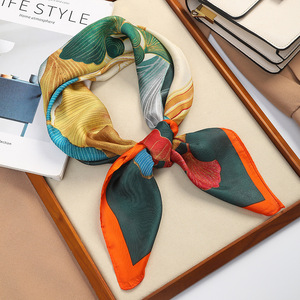 Pañuelo Floral Cuadrado <span class=keywords><strong>de</strong></span> Alta Gama, Estilo Seda Simulada, para Mujeres Musulmanas, Moda Versátil para Primavera y Verano - Product Image 2
