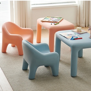 Juego de escritorios y sillas de estudio para niños de jardín de infantes nórdicos ecológicos, mesa de comedor y sillas de plástico PE multicolor para niños - Product Image 5