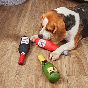 Divertido juguete de perro de peluche para botellas de vino Impreso <span class=keywords><strong>Vodka</strong></span> Whisky Tequila Colección de botellas de cerveza - Product Image 1