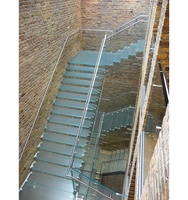 Conception personnalisée Garde-corps en verre double Bande de roulement en verre trempé Carreaux d'escalier antidérapants Escaliers flottants