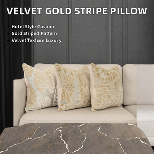 Housse de coussin décorative carrée en velours coupé, personnalisable, motif rayé doré, design moderne et luxueux, pour la maison, l'hôtel, la canapé - Product Image 2