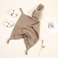 Großhandel Niedliches Baby-Beruhigungstuch Lätzchen Tier-Häschen-Puppe Beißring Baumwollgaze Musselin Hasen-Decke Spielzeug-Handtücher