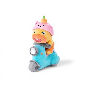 Pequeño y Lindo Peluche <span class=keywords><strong>de</strong></span> Capibara <span class=keywords><strong>LuLu</strong></span> en Moto, Nuevo Diseño, 13 cm, Relleno <span class=keywords><strong>de</strong></span> Poliéster y Algodón PP, Juguete Animal para Regalo - Product Image 4