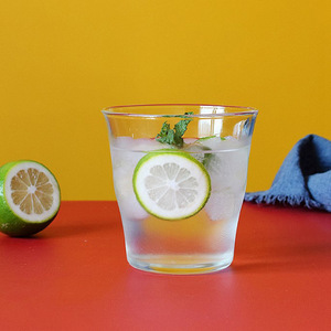 Vaso de Vidrio con Diseño de Ondas de Agua, de Borosilicato Alto, Transparente, Minimalista, para Café en Casa o Fiestas - Product Image 1