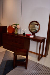 Table de toilette moderne avec miroir et tiroirs, grand rangement, facile à assembler, en bois, pour la chambre à coucher - Product Image 2